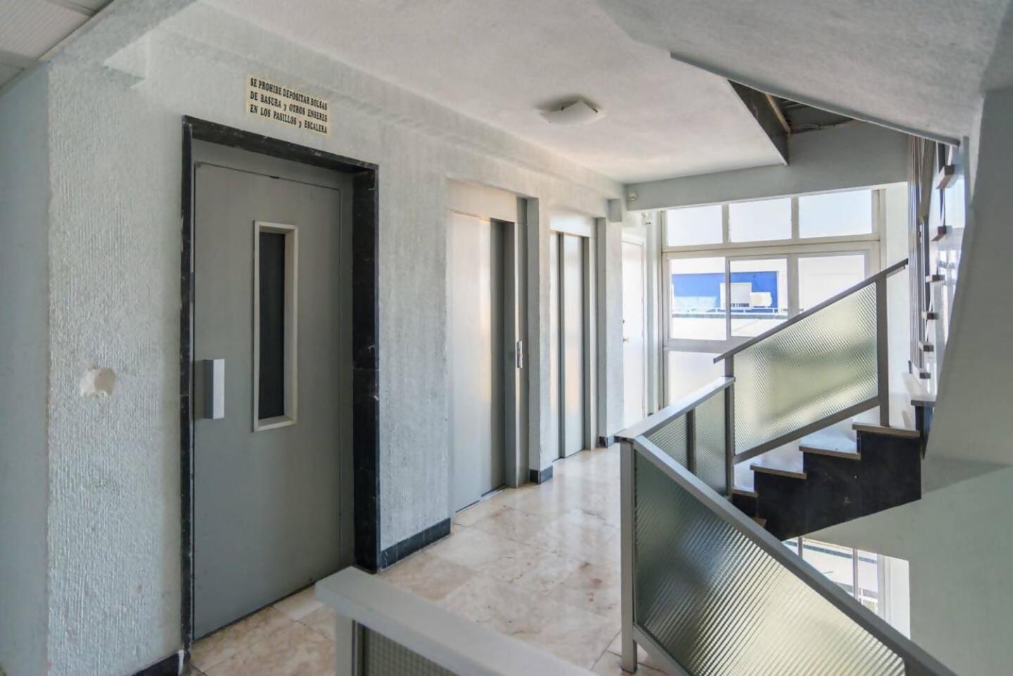 Sr Torremolinos Centroアパートメント エクステリア 写真