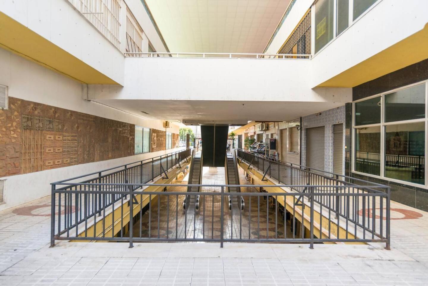 Sr Torremolinos Centroアパートメント エクステリア 写真
