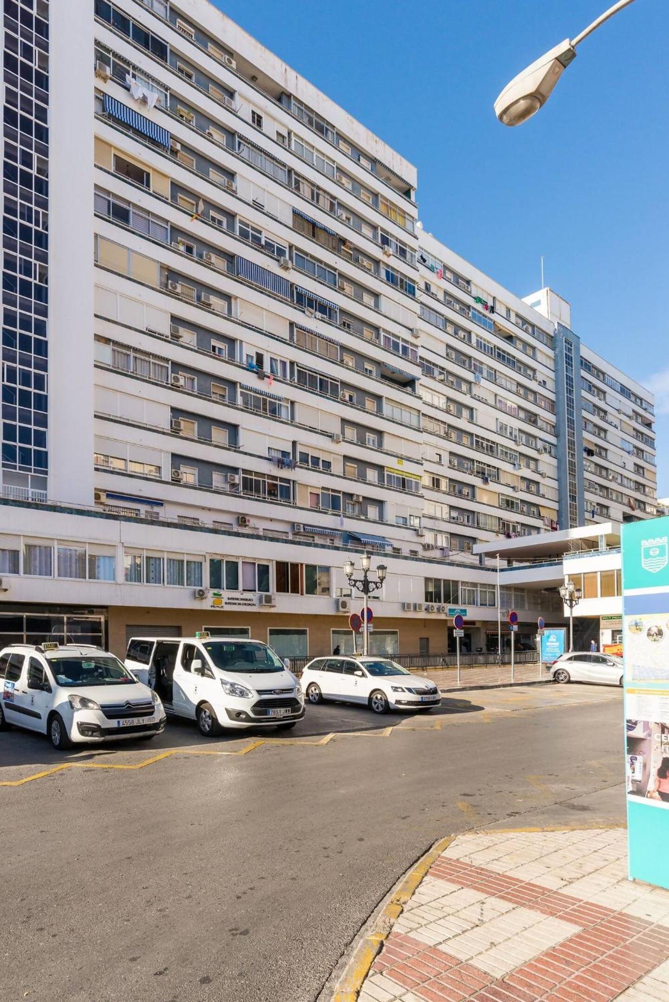 Sr Torremolinos Centroアパートメント エクステリア 写真